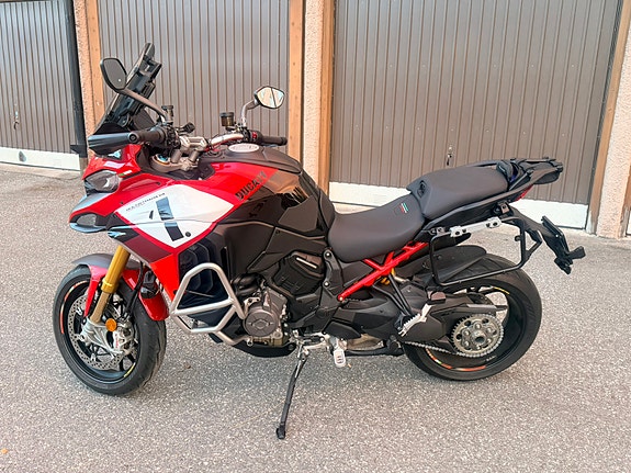 Ducati Multistrada V4 Pikes Peak MY24 · 650 mil · Fullutrustad · Garanti -27 5 of 5