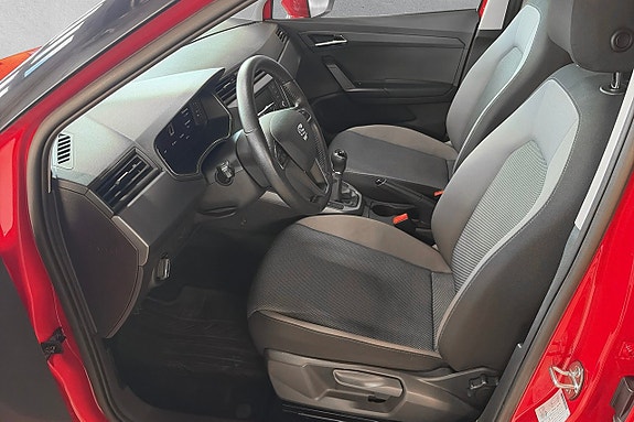 Seat Arona 10 of 17