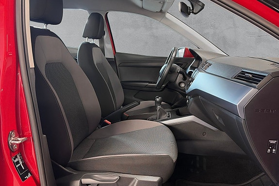 Seat Arona 16 of 17