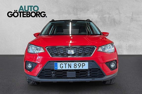 Seat Arona 8 of 17