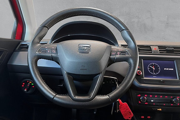 Seat Arona 11 of 17