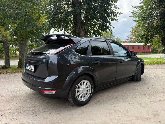 Ford Focus 4 of 10