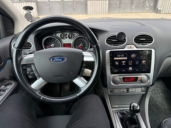 Ford Focus 7 of 10