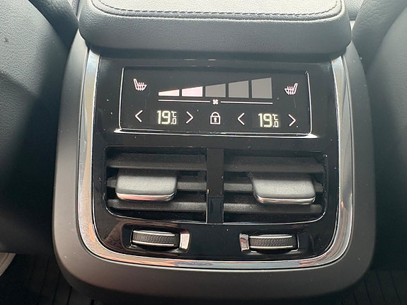 Volvo V90 Cross Country 12 of 12