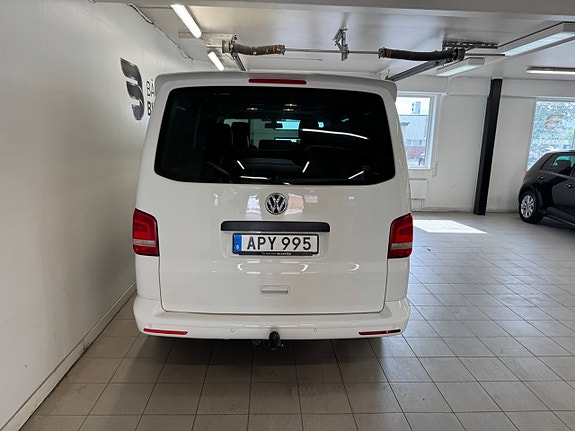 Volkswagen Multivan 4 of 5