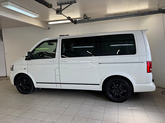 Volkswagen Multivan 3 of 5