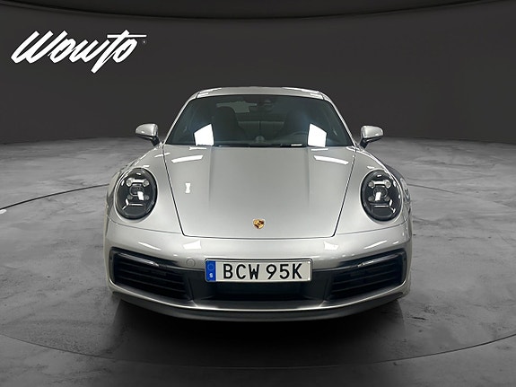 Porsche 911 2 of 5