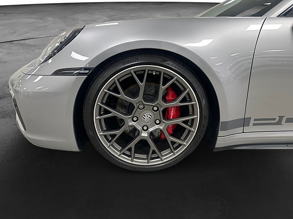 Porsche 911 15 of 15