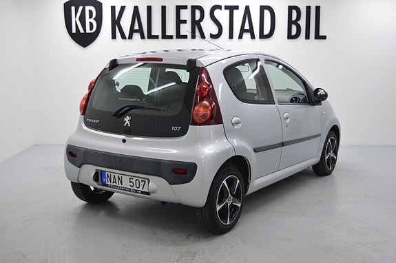Peugeot 107 3 of 5
