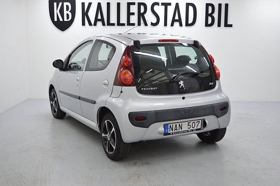 Peugeot 107 4 of 5