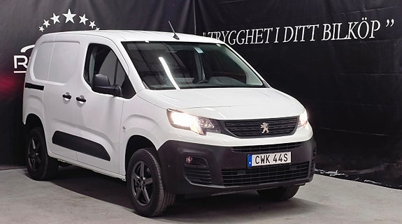 Peugeot Partner 3 of 5