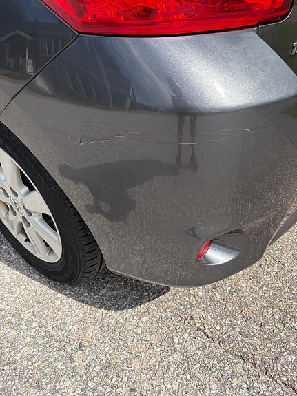 Toyota Auris 4 of 5
