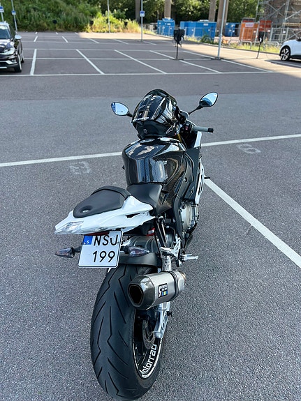 BMW S 1000 RR 7 of 9