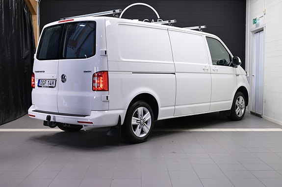 Volkswagen Transporter 4 of 5