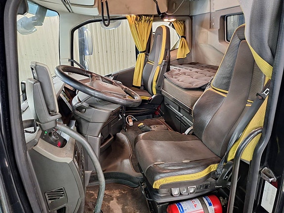 Volvo FH16 6x4 Timmerbil med Jonsered 1080 9 of 12