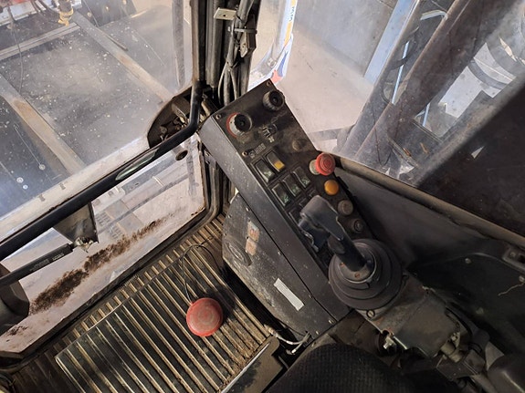 Volvo FH16 6x4 Timmerbil med Jonsered 1080 8 of 12