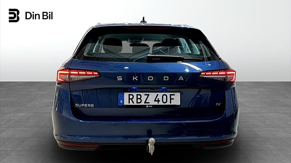 Skoda Superb 5 of 23