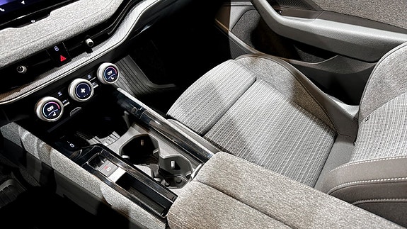 Skoda Superb 18 of 23