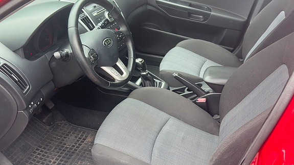 Kia Ceed 6 of 7