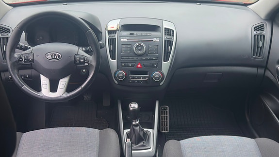 Kia Ceed 5 of 7
