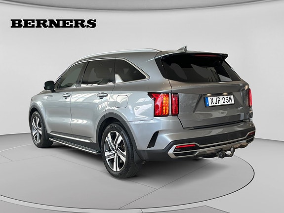 Kia Sorento 3 of 5
