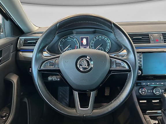 Skoda Superb 12 of 23