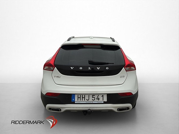 Volvo V40 Cross Country 7 of 30