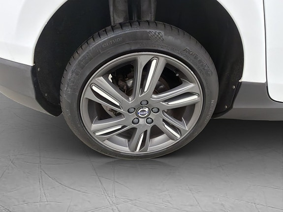 Volvo V40 Cross Country 30 of 30