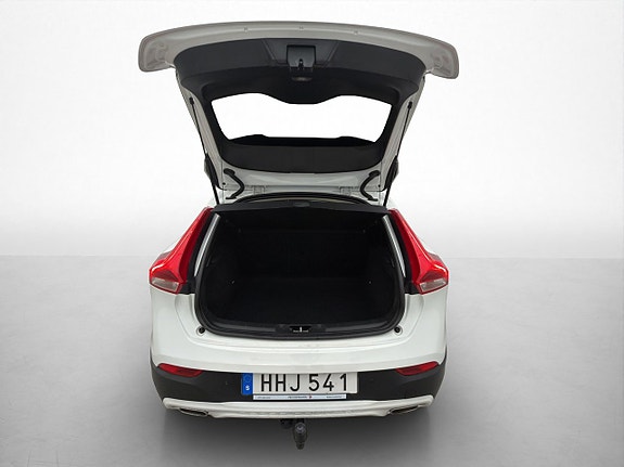 Volvo V40 Cross Country 29 of 30