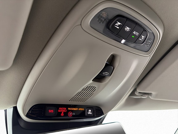 Volvo V40 Cross Country 25 of 30