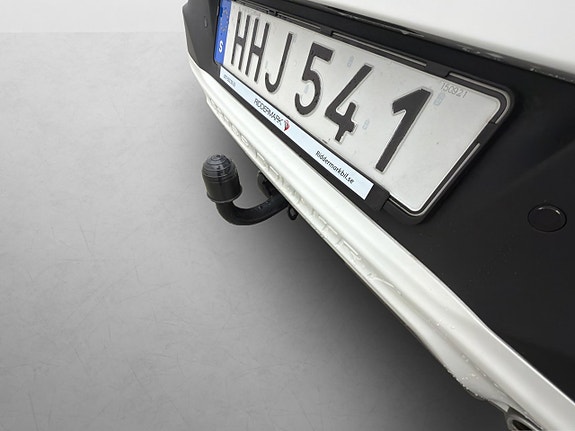 Volvo V40 Cross Country 10 of 30
