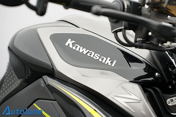 Kawasaki Z1000 R-Edition *Öhlins, Vance&Hines, Nyservad 20 of 29