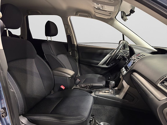 Subaru Forester 9 of 18