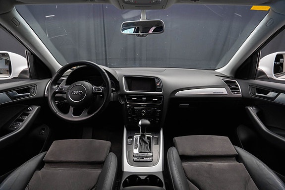 Audi Q5 12 of 19