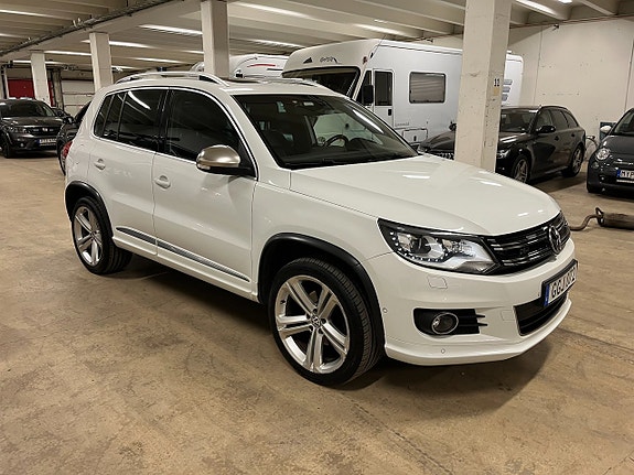Volkswagen Tiguan 2 of 5