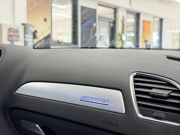 Audi A4 17 of 30