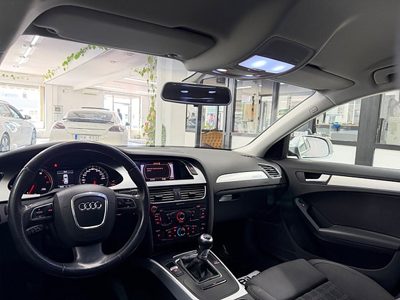 Audi A4 24 of 30