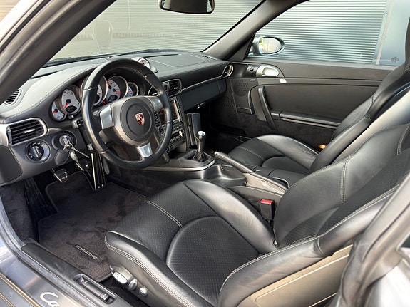 Porsche 911 8 of 19
