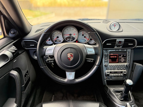 Porsche 911 12 of 19