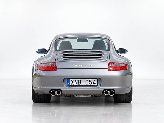 Porsche 911 6 of 19