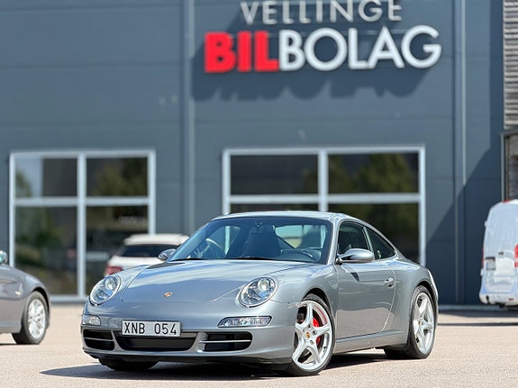 Porsche 911 2 of 5