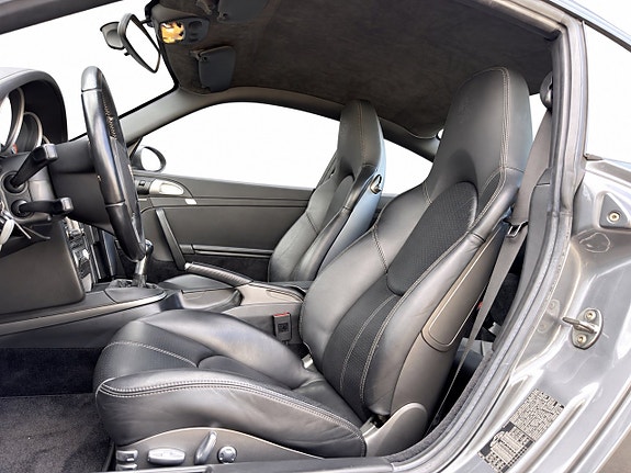 Porsche 911 9 of 19