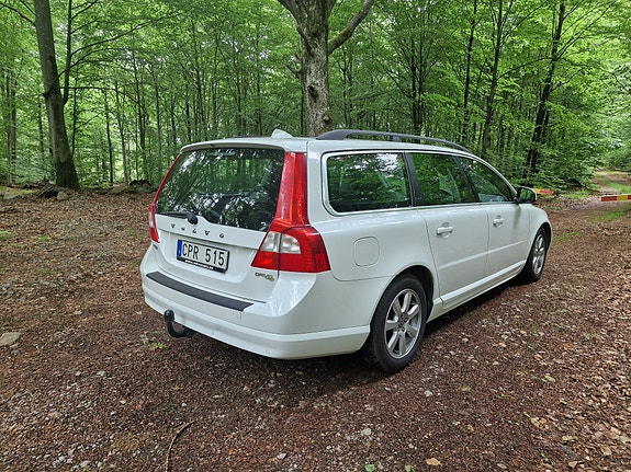 Volvo V70 5 of 8