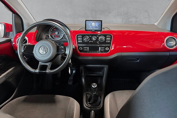 Volkswagen UP! 13 of 17