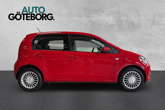 Volkswagen UP! 3 of 5