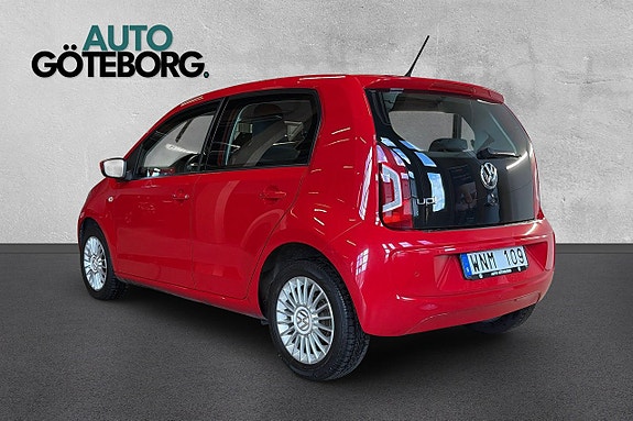 Volkswagen UP! 4 of 5