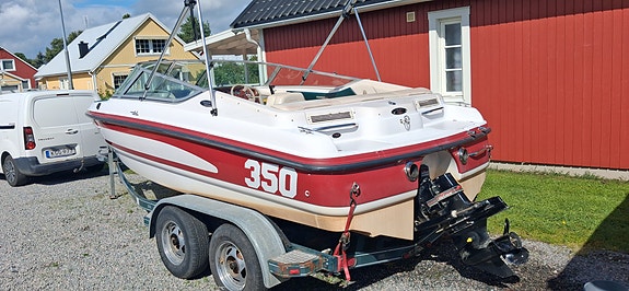 Chaparral Bowrider V8 7 of 7