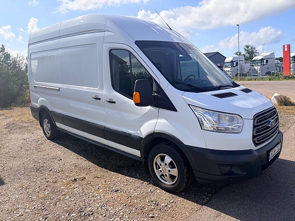 Ford Transit 2 of 12