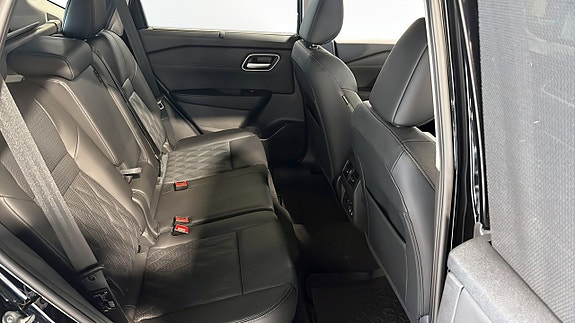 Nissan X-Trail 5 of 5