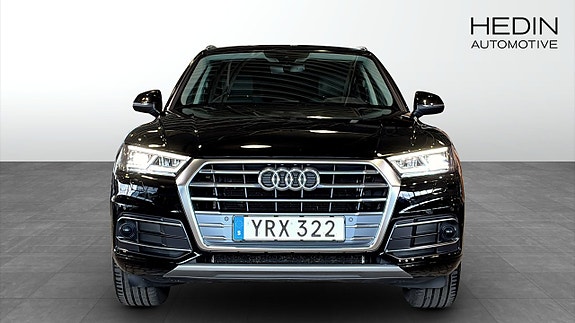 Audi Q5 8 of 12